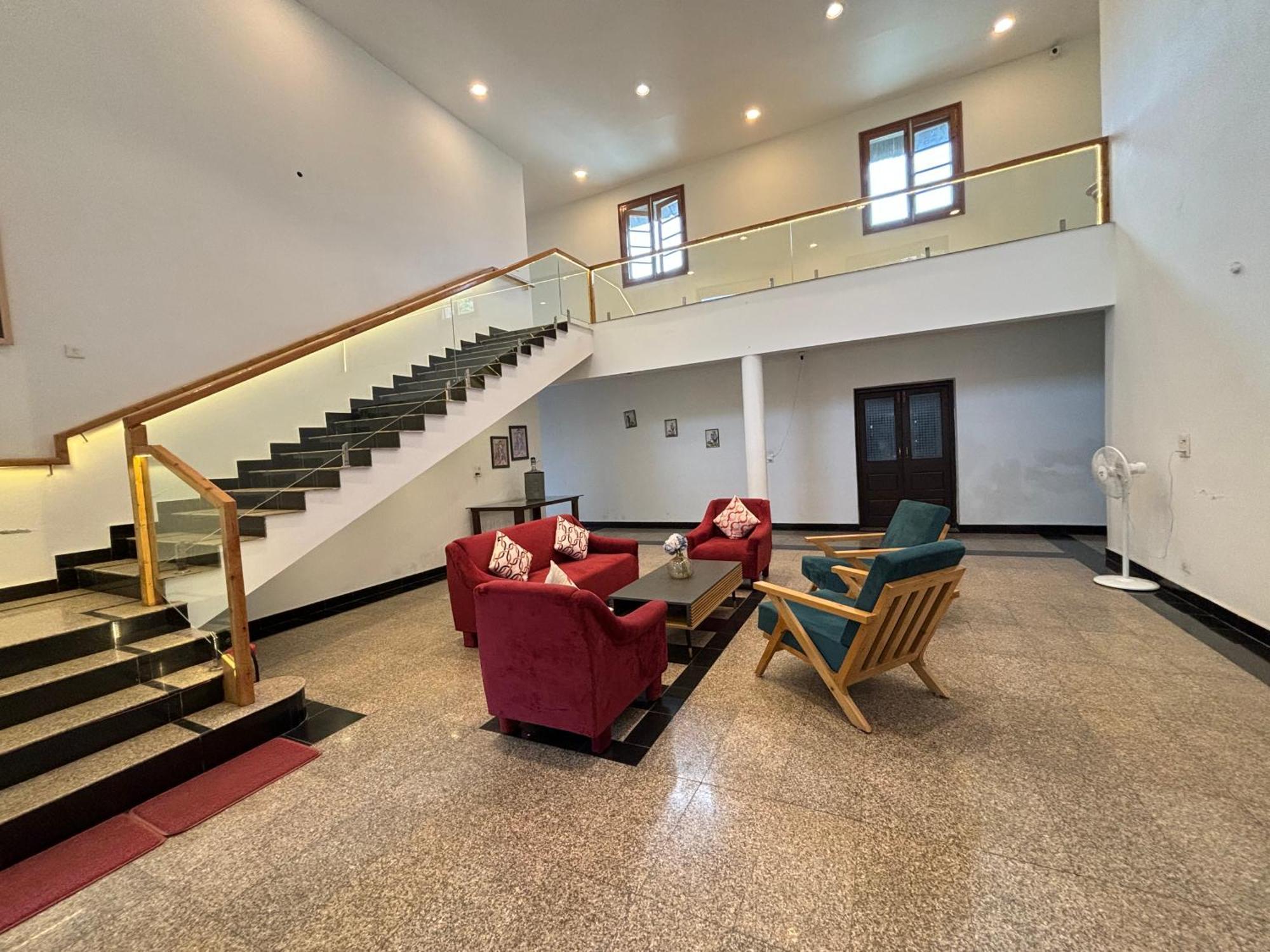 데라둔 The Cocoon B&B 외부 사진