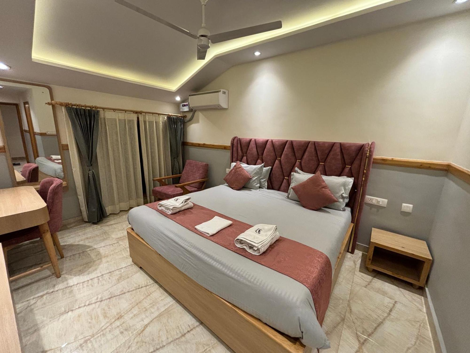 데라둔 The Cocoon B&B 외부 사진
