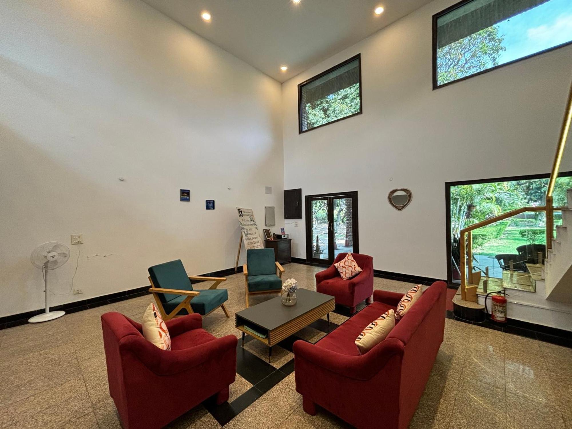 데라둔 The Cocoon B&B 외부 사진