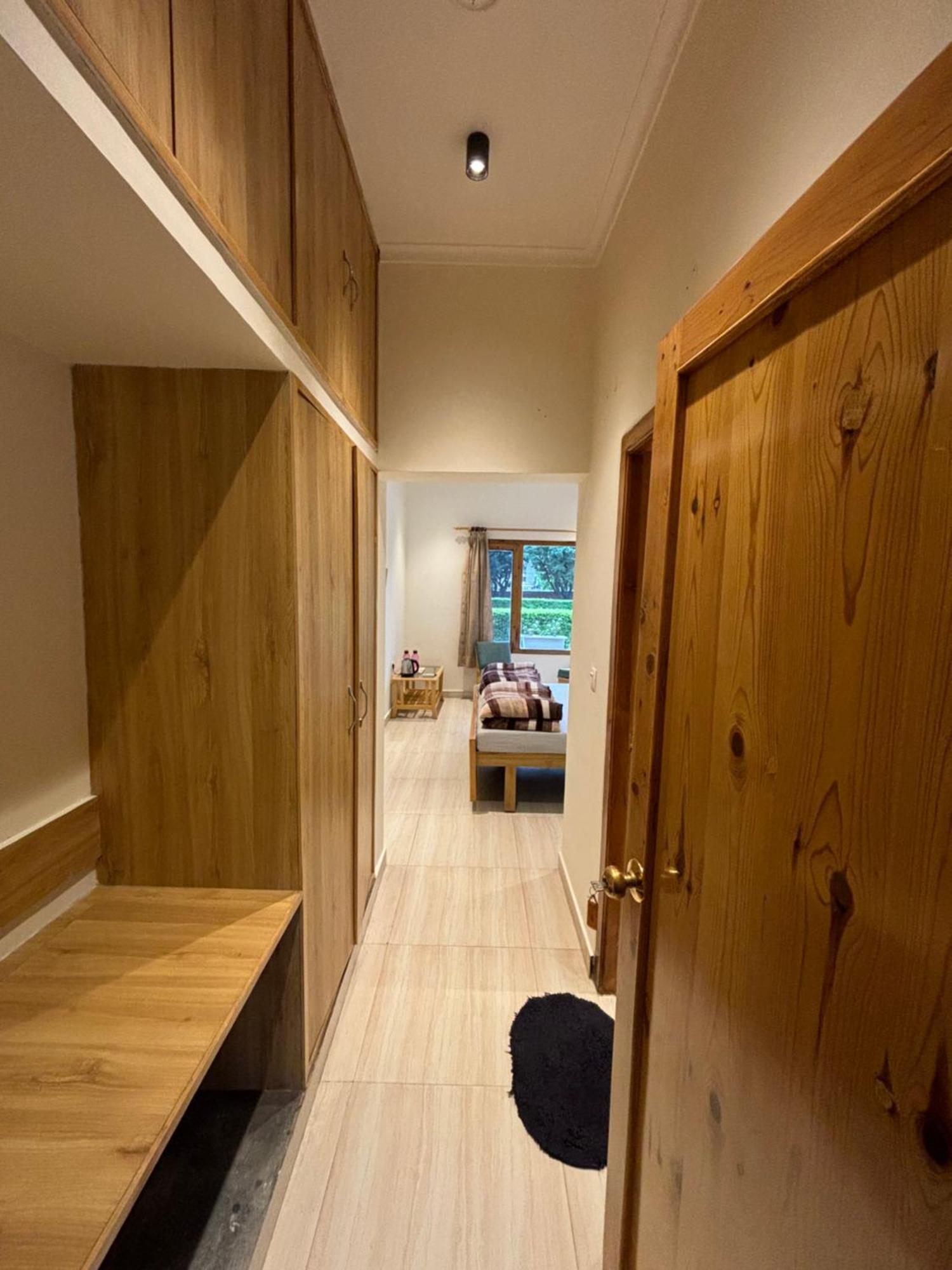 데라둔 The Cocoon B&B 외부 사진